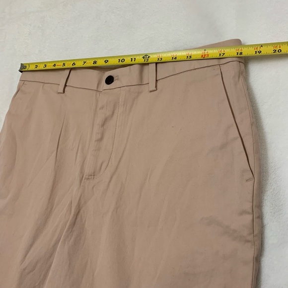 Banana Republic Men's 11" Emerson Short Light Pink Size 35 NWT - Picture 7 of 9